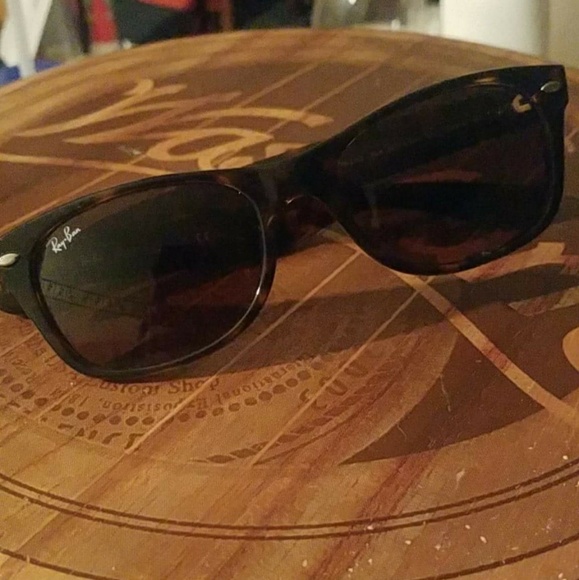 Rayband new wayfarer - Picture 3 of 3