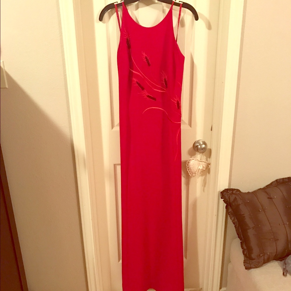 Formal dress ...great for special occasions ❤️👠