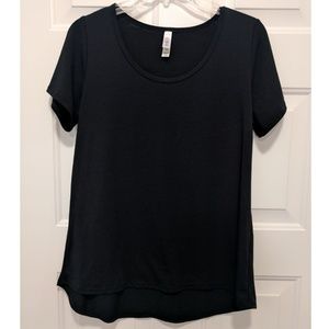 New Solid Black Medium LulaRoe Classic Tee