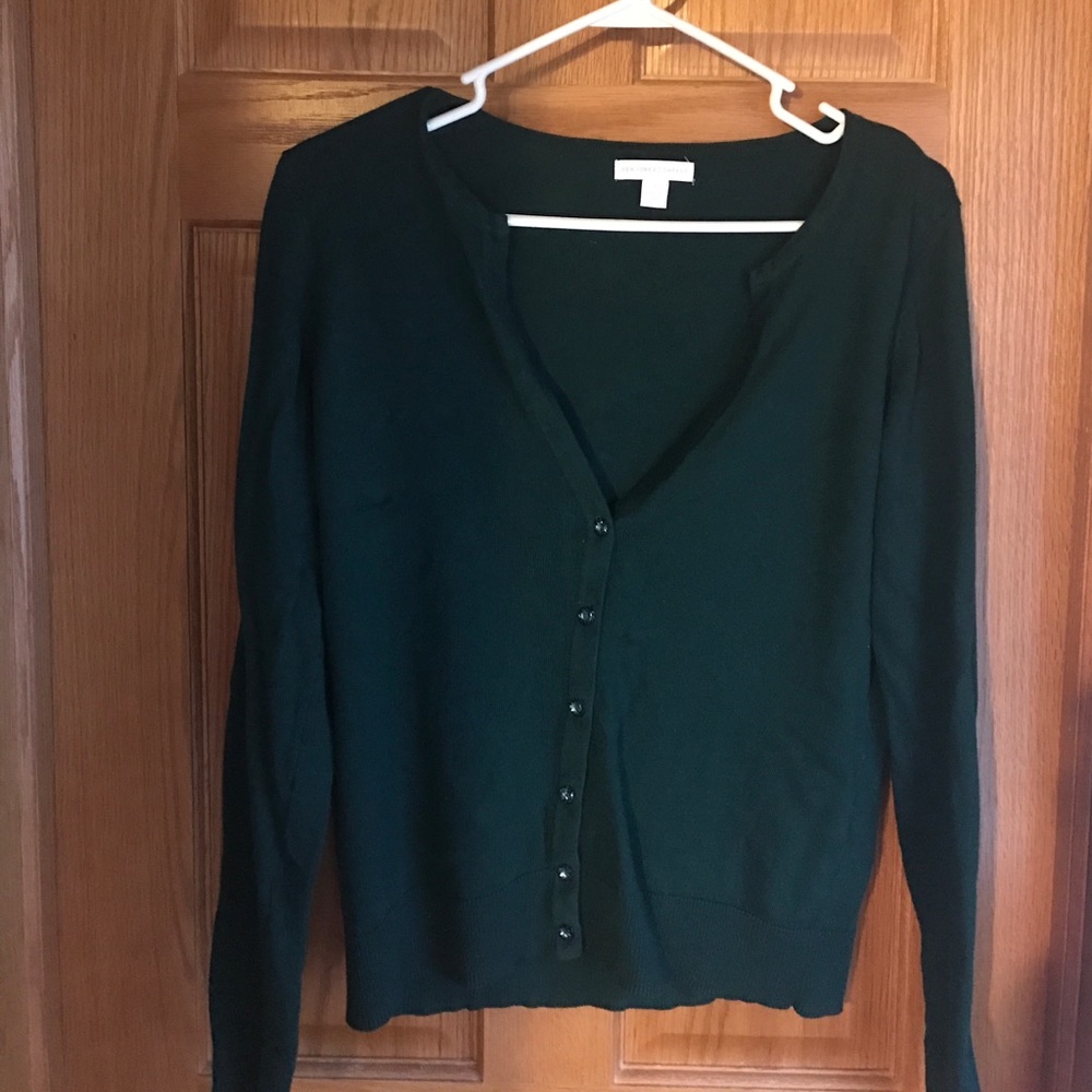 Cardigan sweater