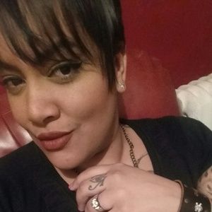 Meet your Posher, Ofelia