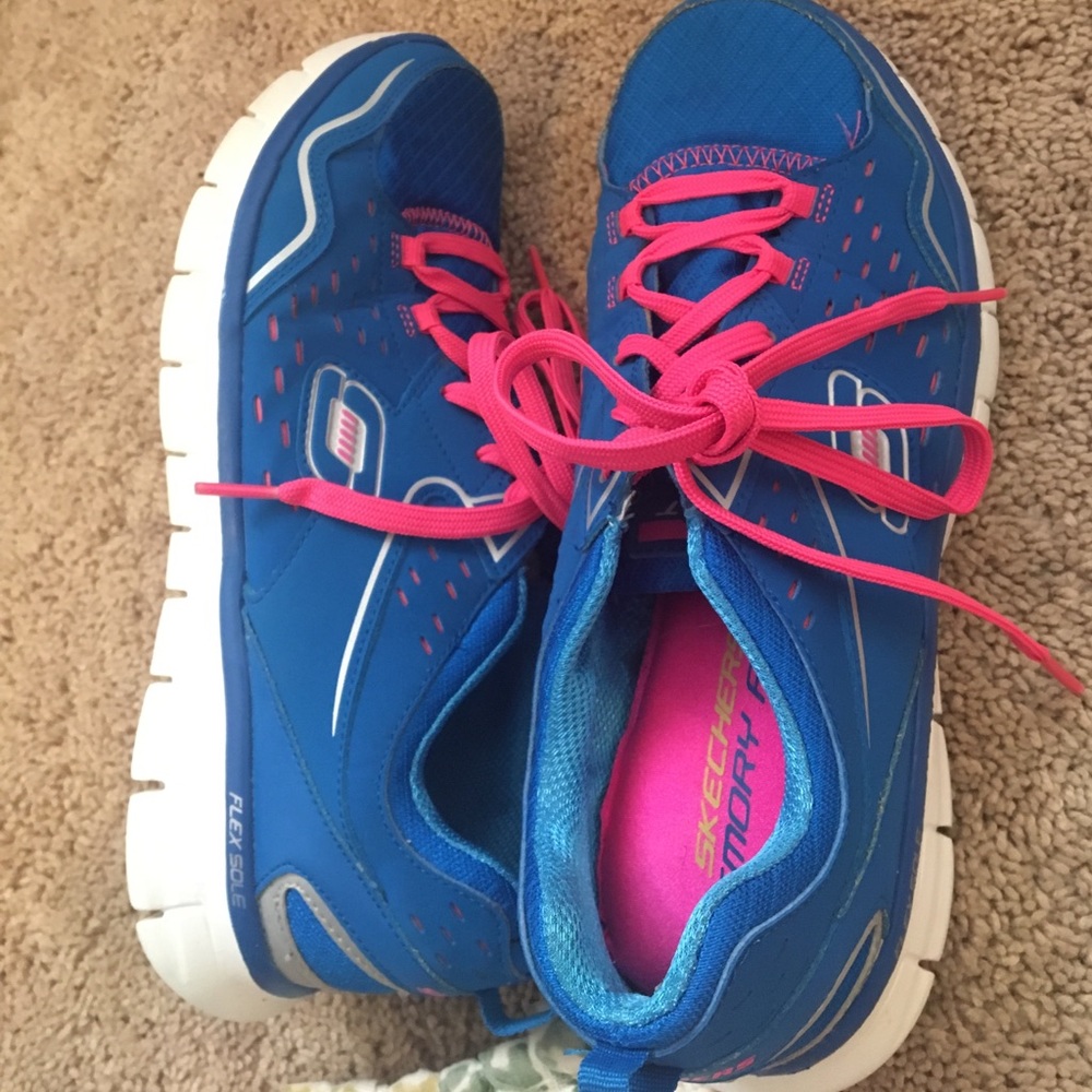 Skechers shoes