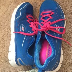 Skechers shoes