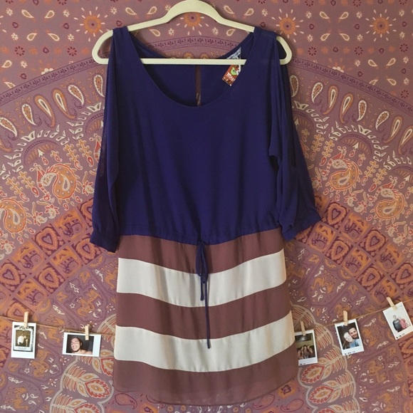 Boutique dress! Size S - Picture 1 of 4