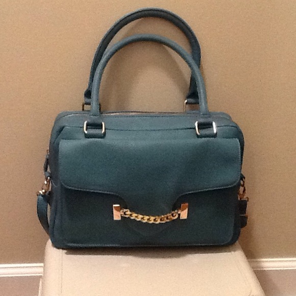 JustFab Handbags - SALE 🌺 JustFab Handbag NWT Teal Blue Color