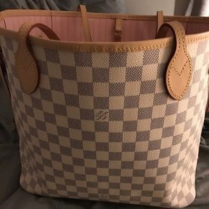 🌸 SOLD!! 🌸 LV Neverfull MM Rose Ballerine
