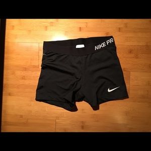 Nike pro 3" shorts