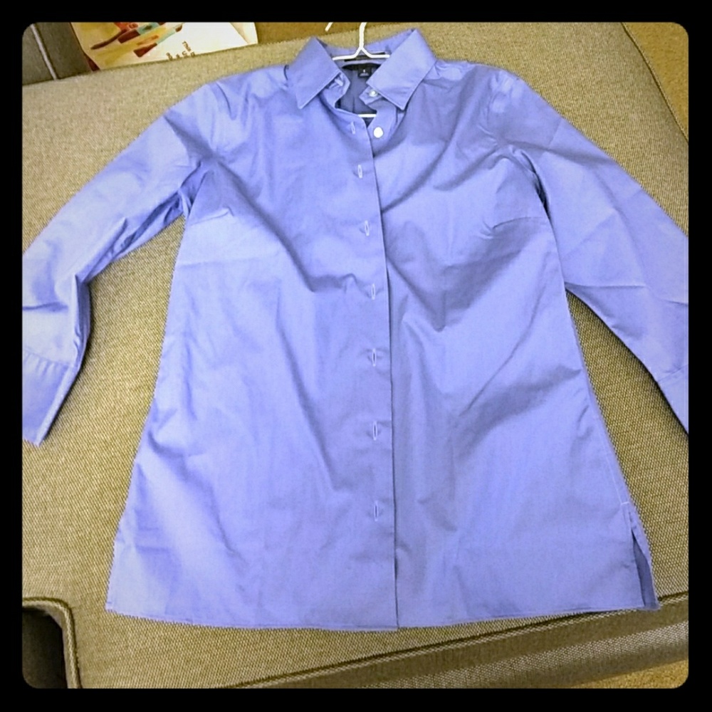 Lands End dress shirt periwinkle wrinkle free