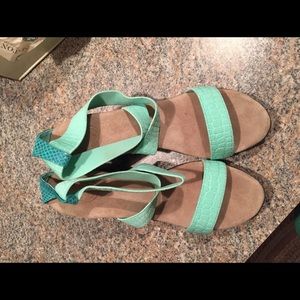 Charleston shoe company wedges
