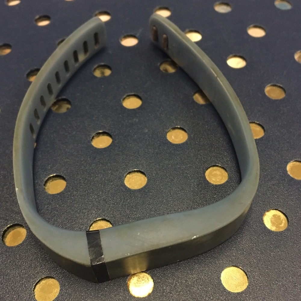 Fitbit flex size Large - Picture 3 of 5