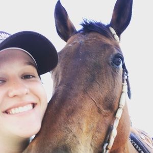 Meet your Posher, Kelsey