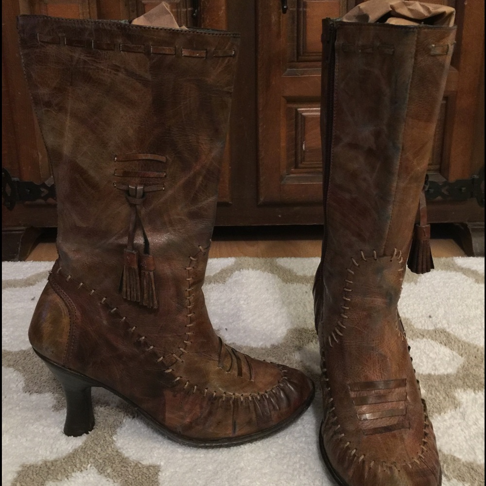 Vintage Brown Woven/Tassel Bolo Vero Cuoio Boot