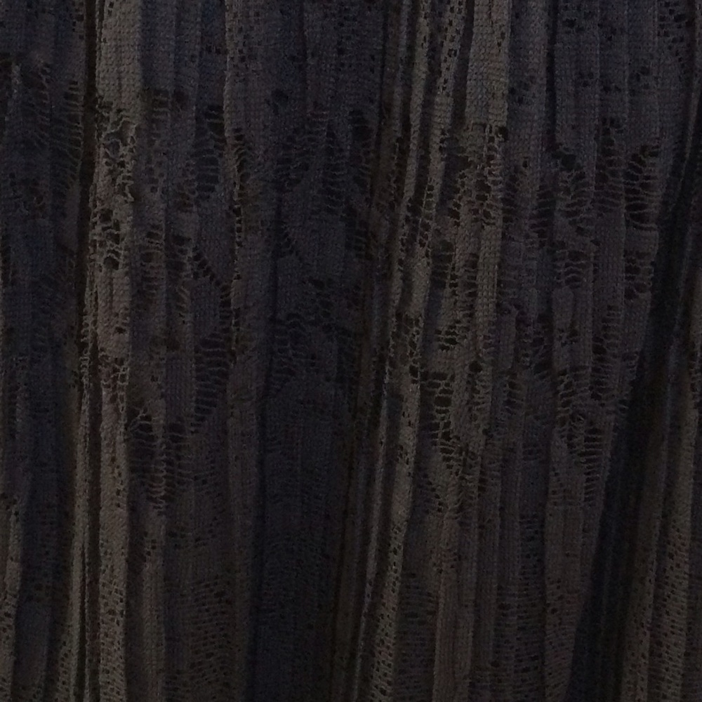 Black Lace Pleated Midi-Skirt New - Picture 5 of 8