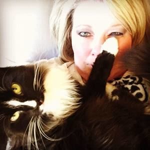 Meet your Posher, Shelly