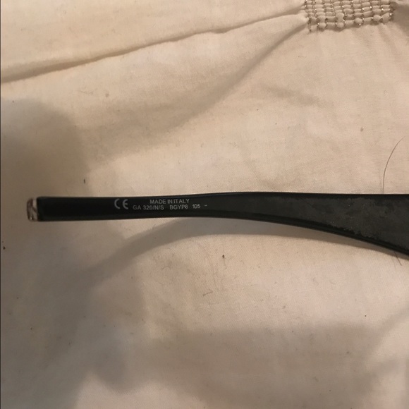 Giorgio Armani Sunglasses - Picture 3 of 4