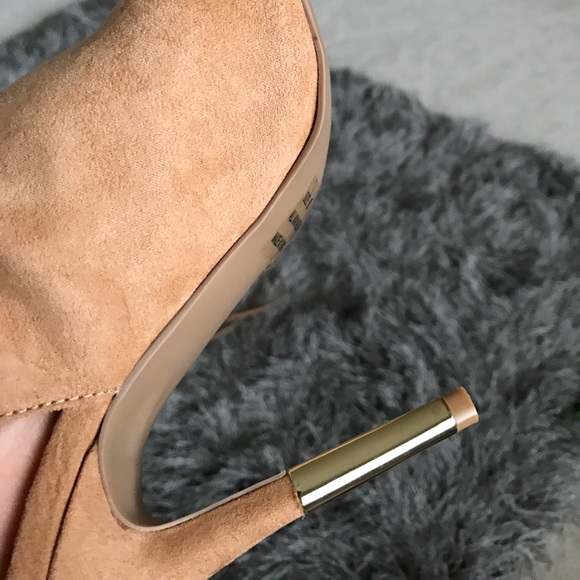 Faux suede peep toe booties - Picture 6 of 6