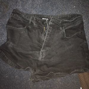 urban black shorts