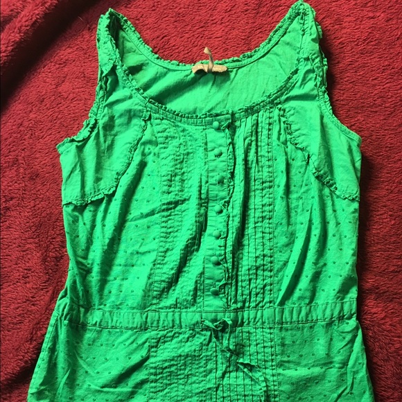 Small green tank top - Picture 1 of 4