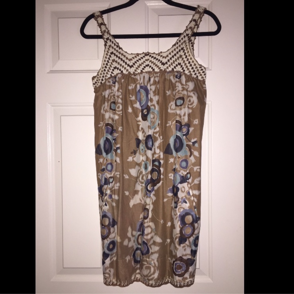 Beautiful BCBG Floral pattern Mini in XXS!!