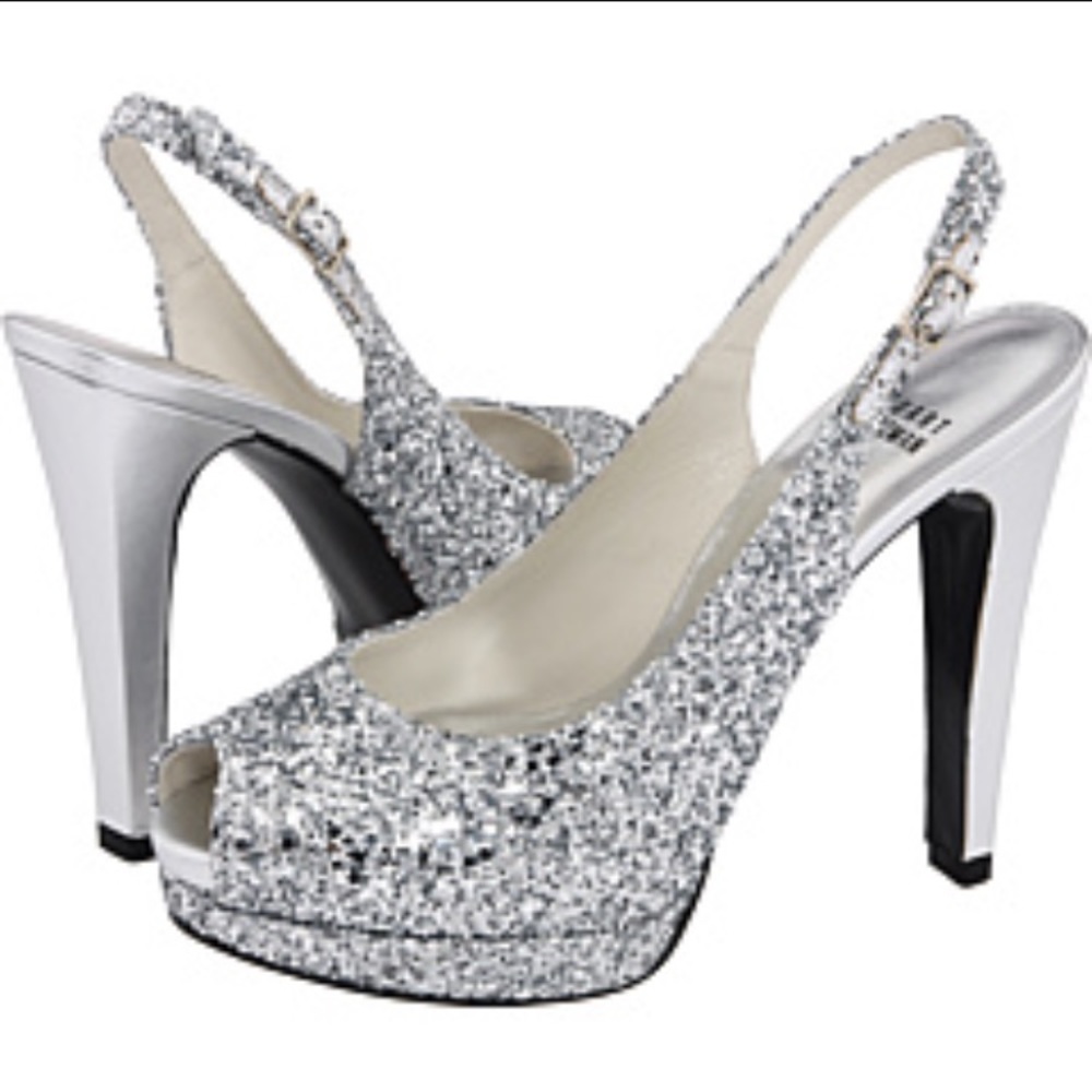  Stuart Weitzman Avalon Silver pumps