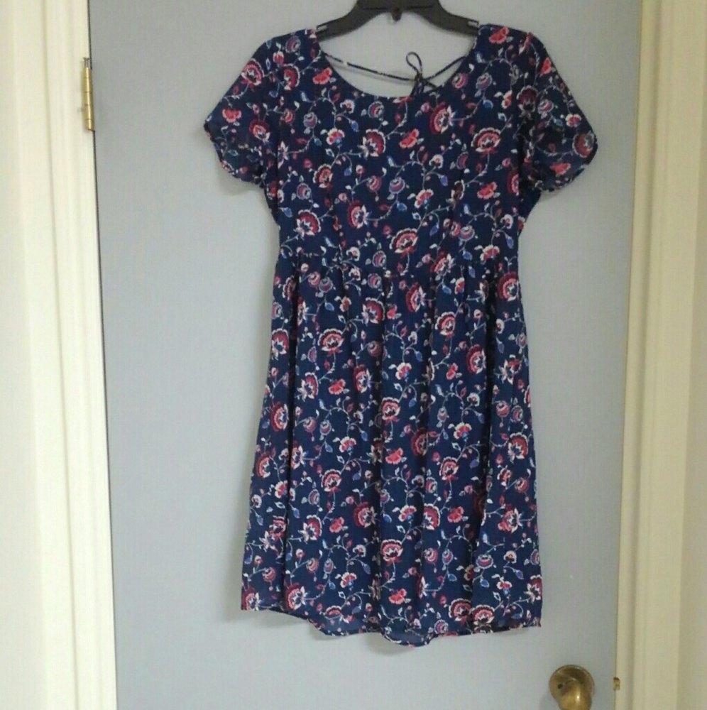 Old Navy floral short sleeve summer dress 