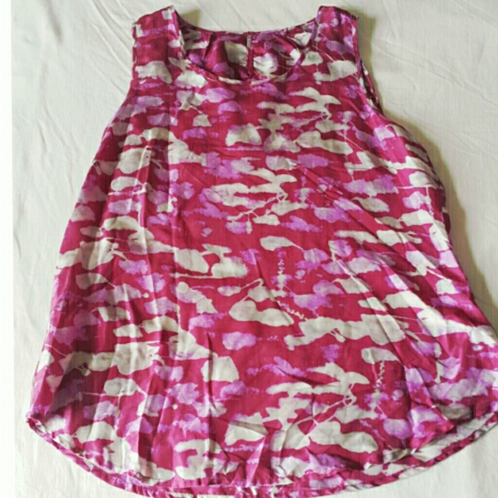 Beautiful printed silk top ~ Free People