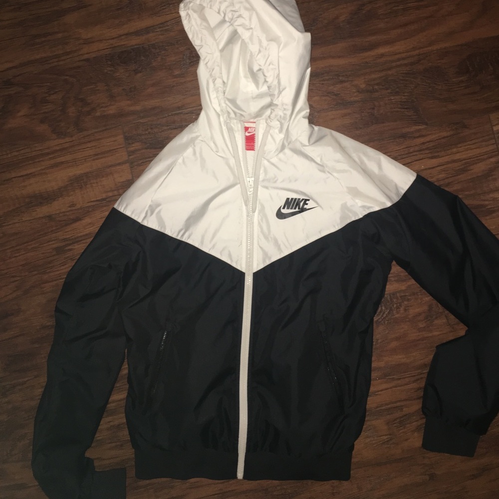 Nike windbreaker