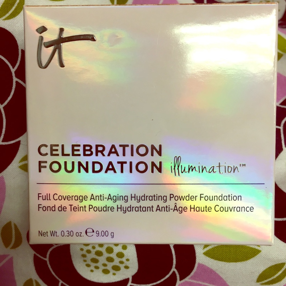 iT cosmetics celebration foundation illumination