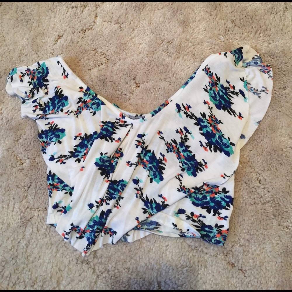 Floral crop top