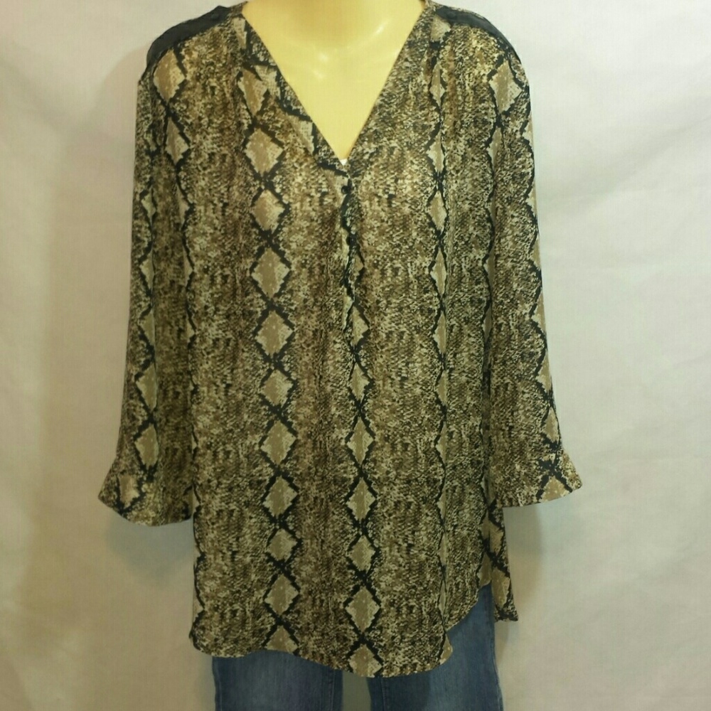 Snake design top