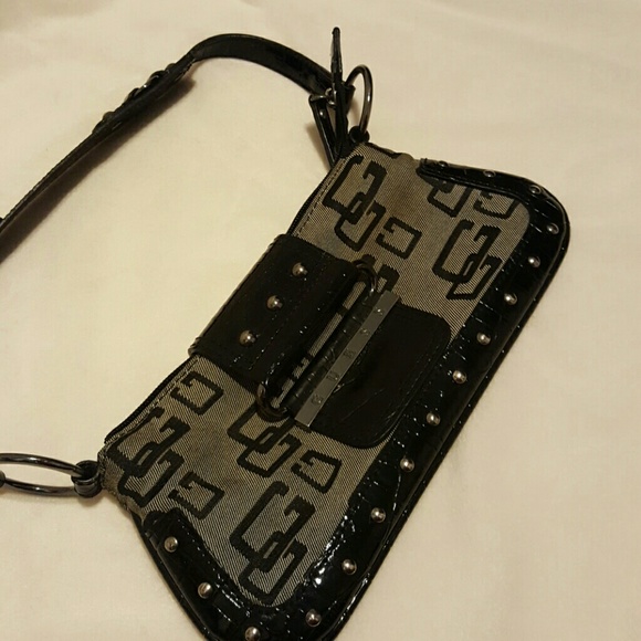 GUESS small clutch - Picture 2 of 6