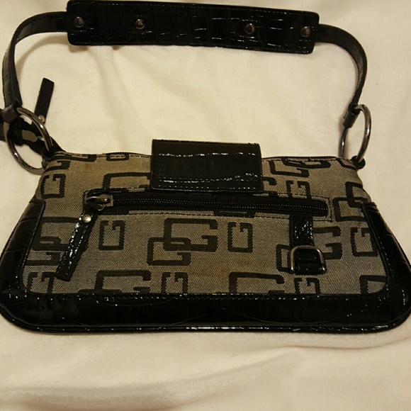 GUESS small clutch - Picture 6 of 6