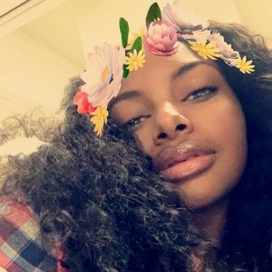 Meet your Posher, Mya