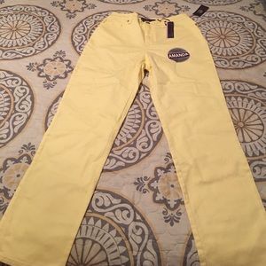 NEW WITH TAGS Cute jeans for spring