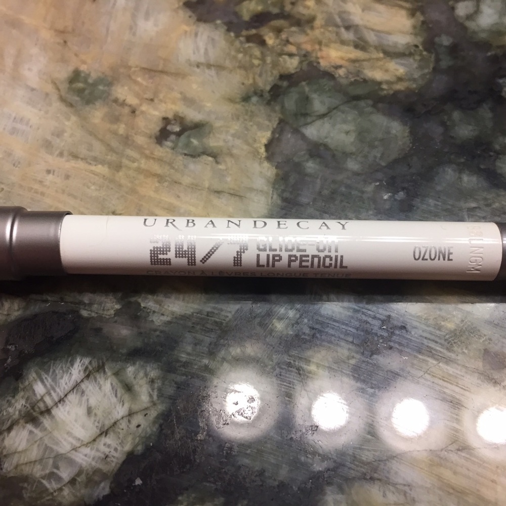 NWOT Urban Decay Ozone Lip Pencil