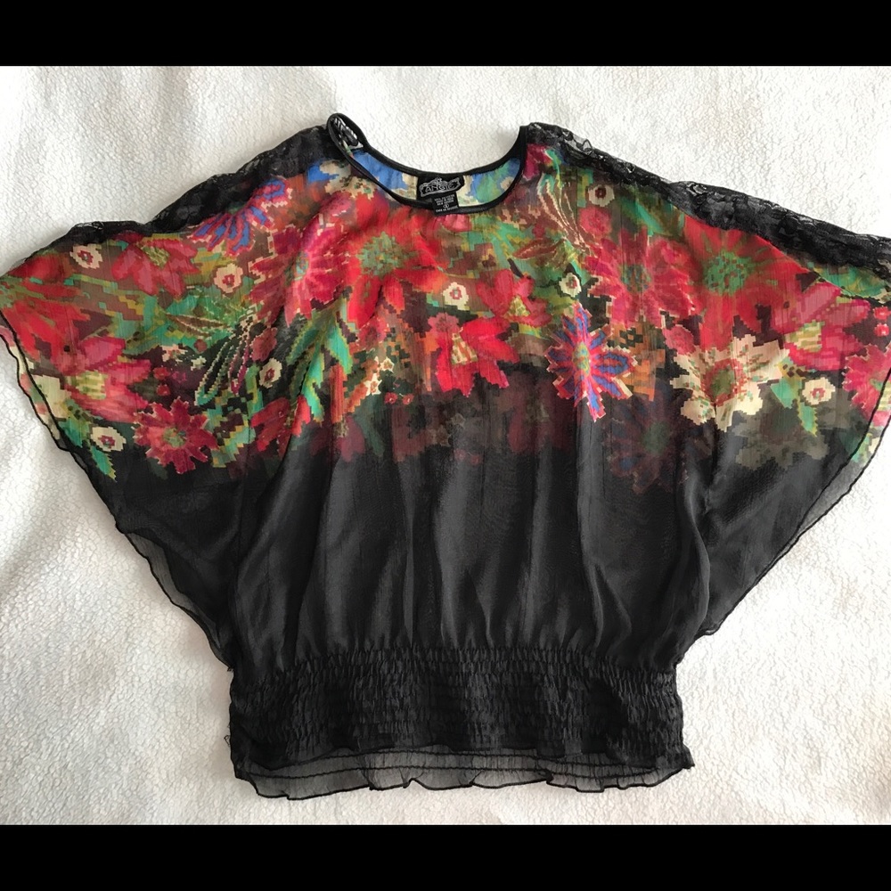 Black floral top