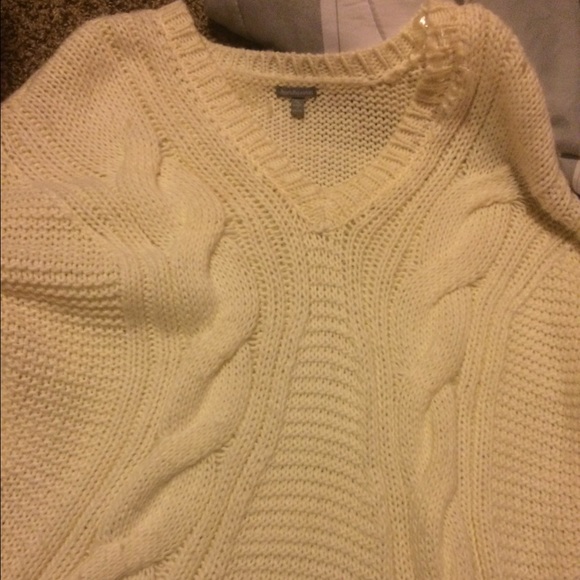 Creme Knit Sweater: Size XL - Picture 3 of 3