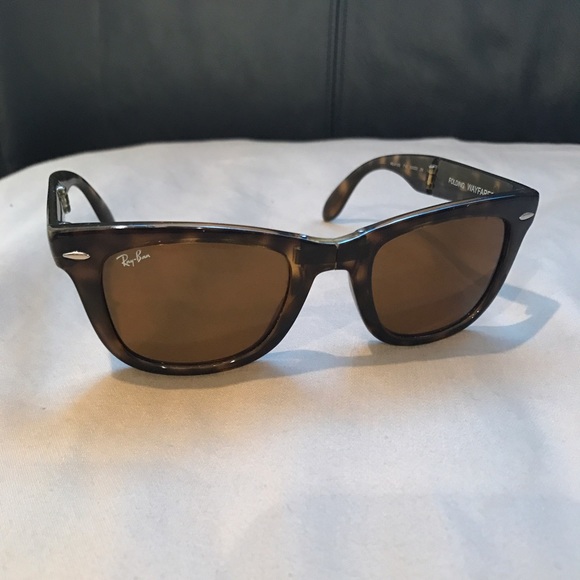 Ray-Ban Folding Wayfarer (Tortoise/Brown)