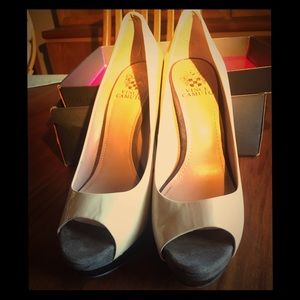 Vince Camuto Nude/Black Patent Peep Toe Pumps 8.5
