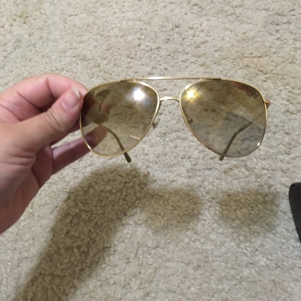 Burberry plaid aviators