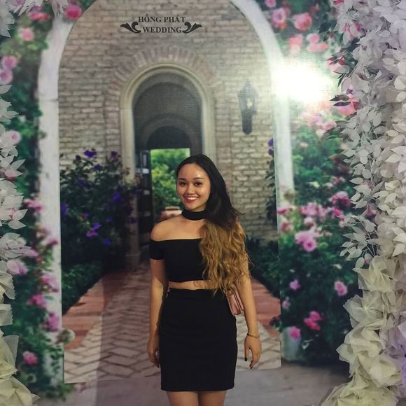 Meet your Posher, Trinh - Picture 1 of 1