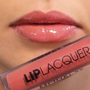 Model Co Lip Bundle