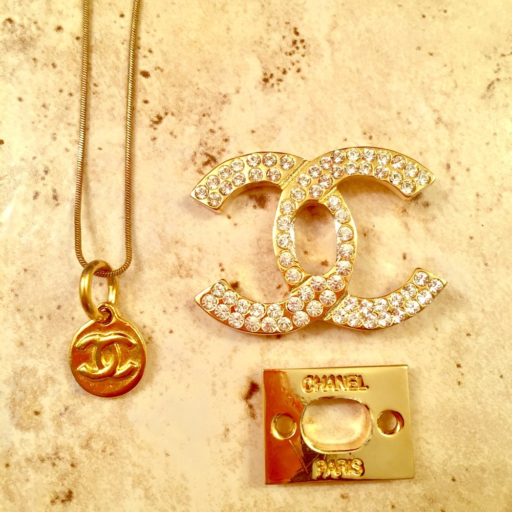 Vintage Chanel Necklace & Purse Clasp