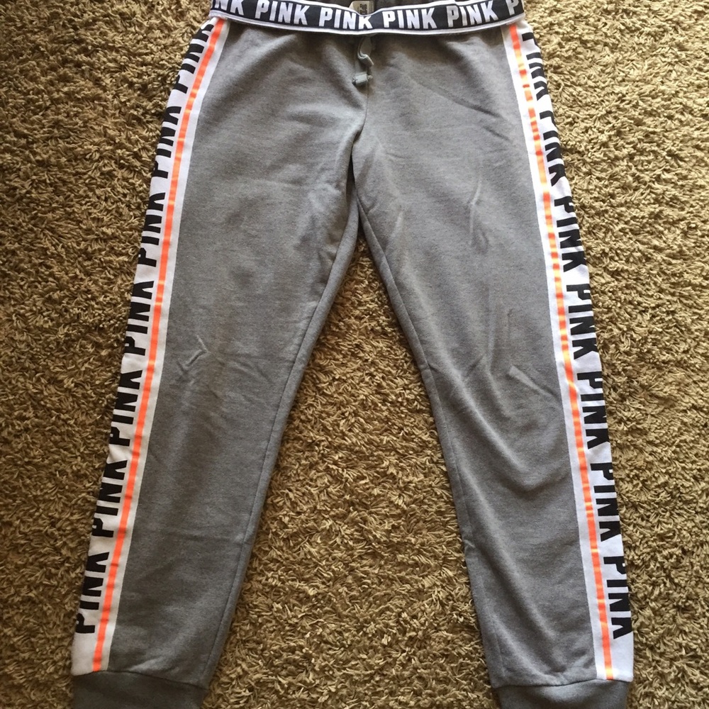 SOLD OTHER VENUE!! Victoria's Secret Campus Pant