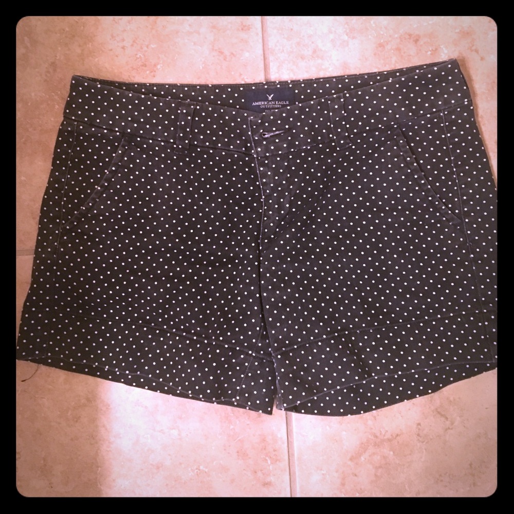 American eagle polka dot shorts