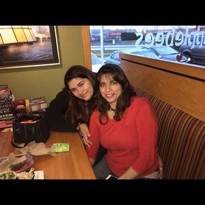 Meet your Posher, Stephanie