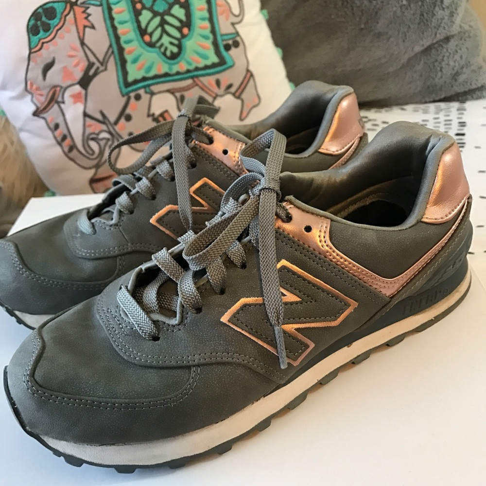Sneakers