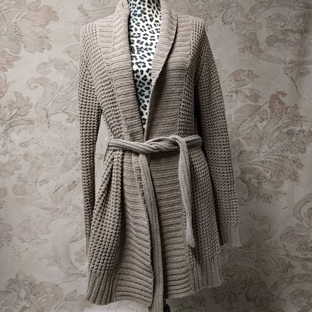 Old navy thick cardigan size med