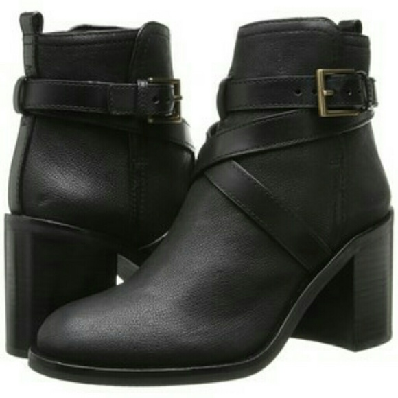 Tory Burch leather ankle booties - Picture 3 of 3