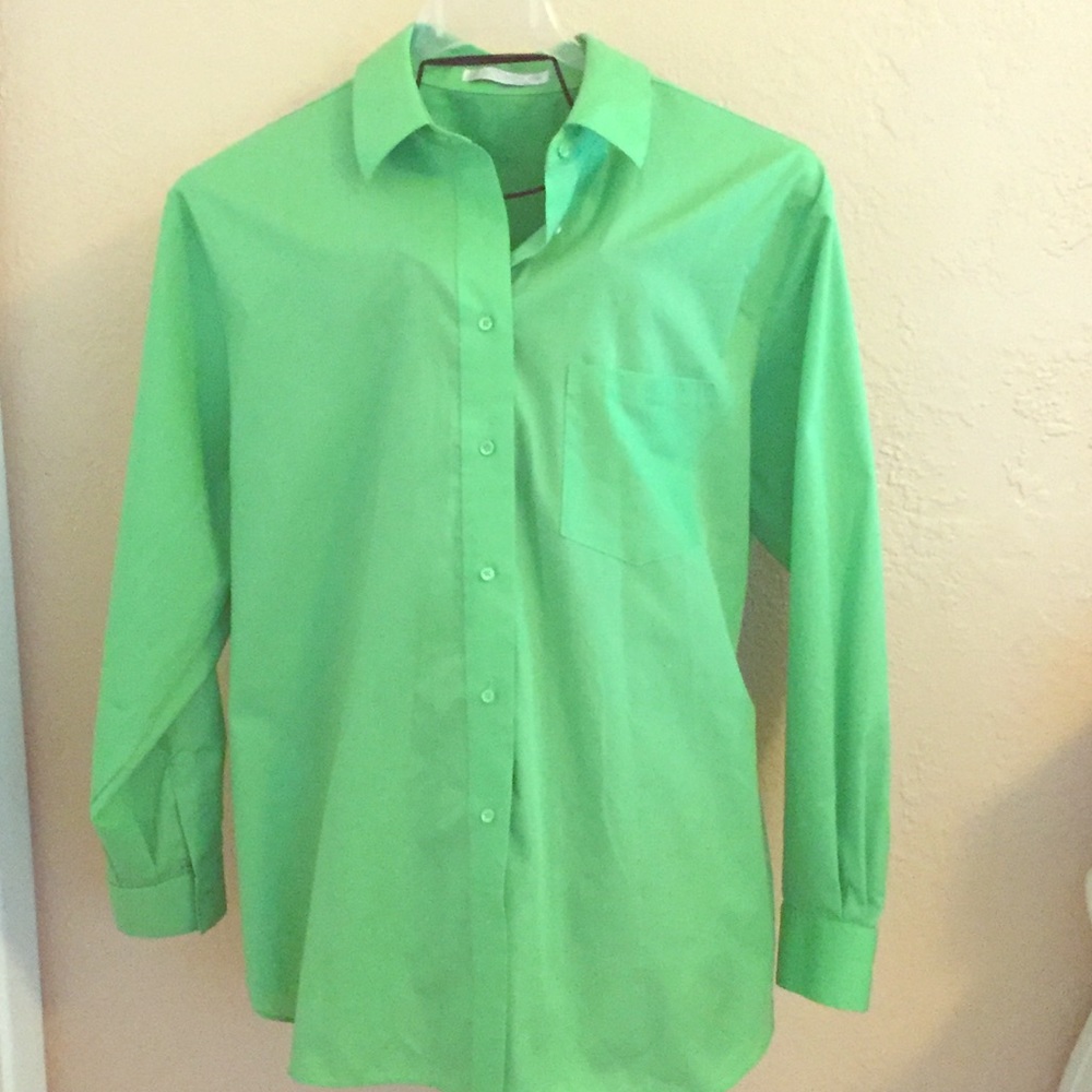 FOXCROFT bright green blouse